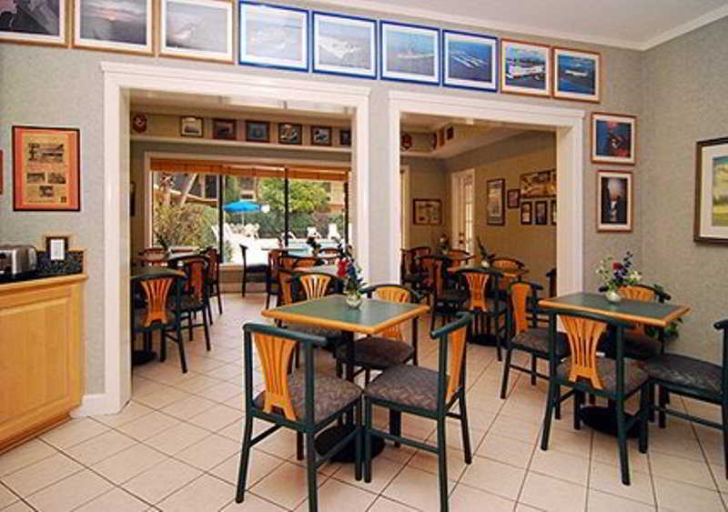 Quality Inn Atlantic Beach-Mayo Clinic Jax Area Bagian luar foto