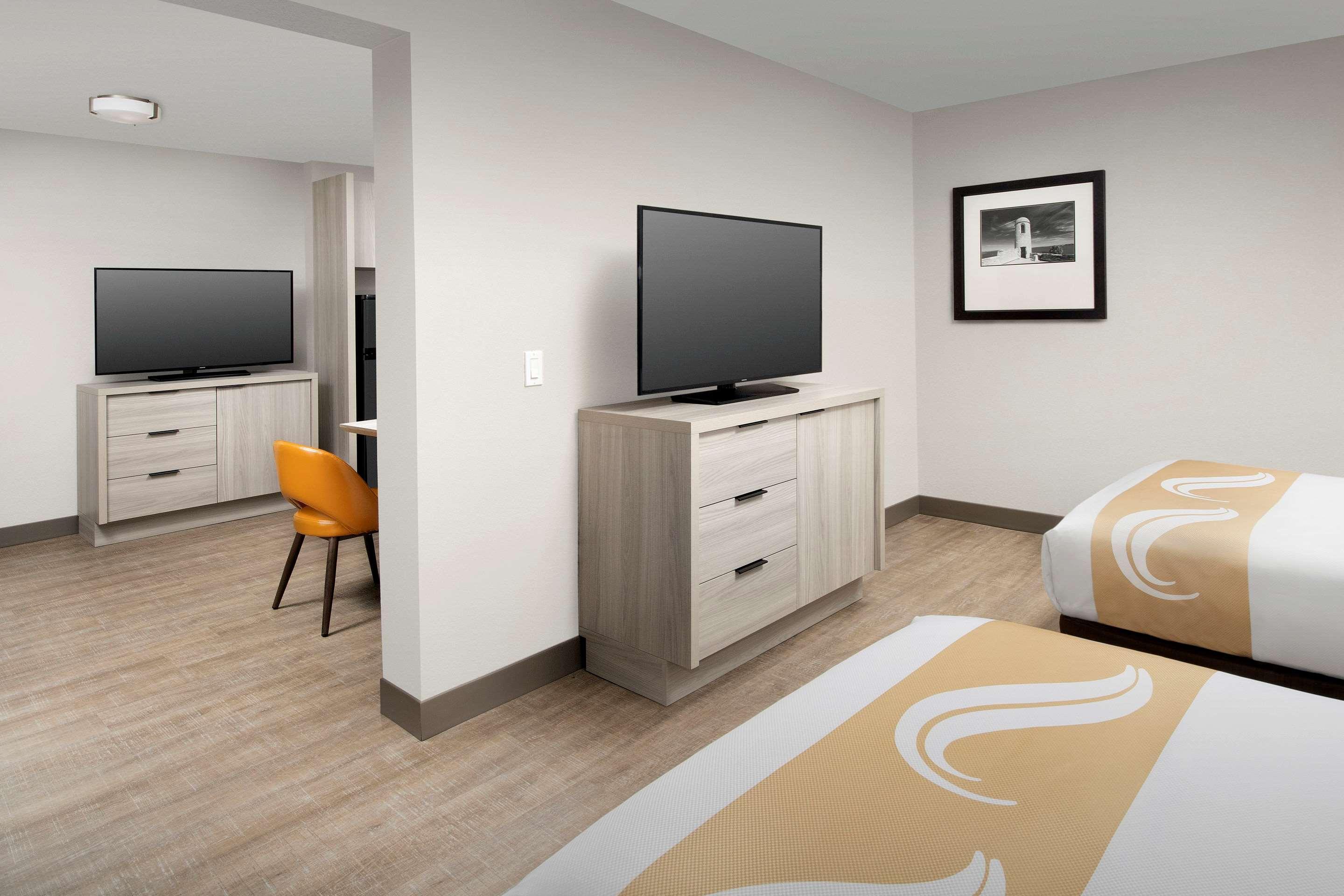 Quality Inn Atlantic Beach-Mayo Clinic Jax Area Bagian luar foto