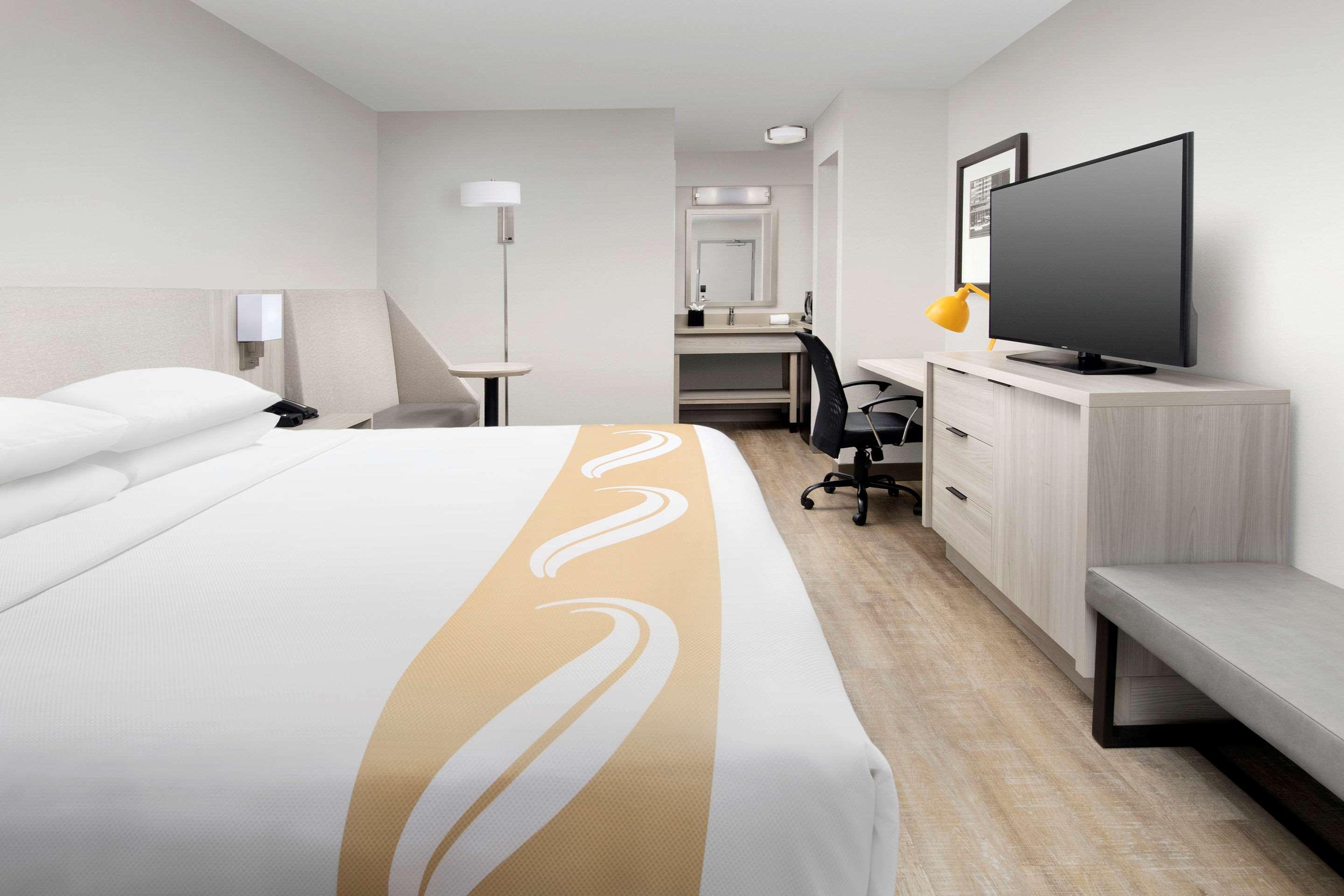 Quality Inn Atlantic Beach-Mayo Clinic Jax Area Bagian luar foto