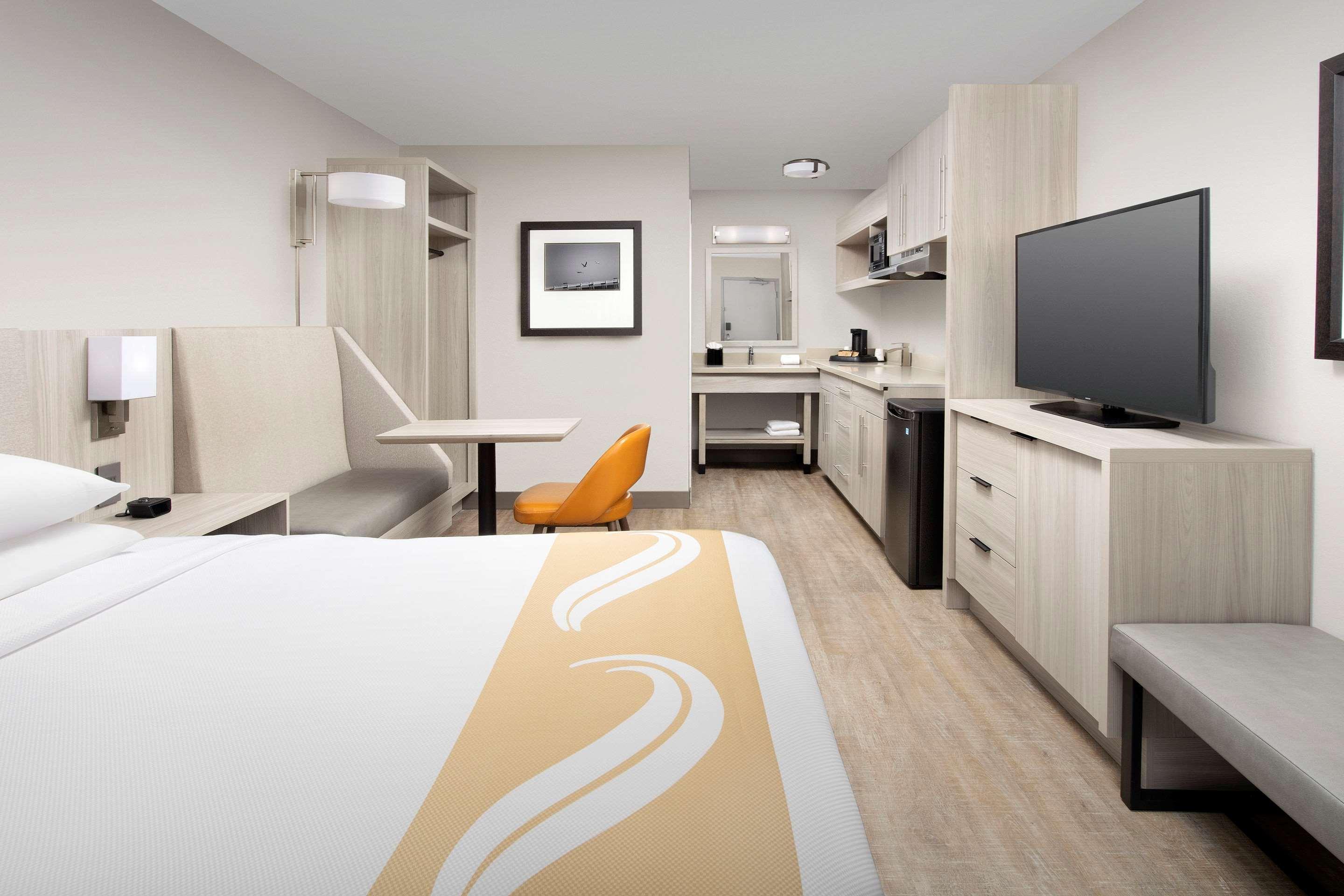 Quality Inn Atlantic Beach-Mayo Clinic Jax Area Bagian luar foto