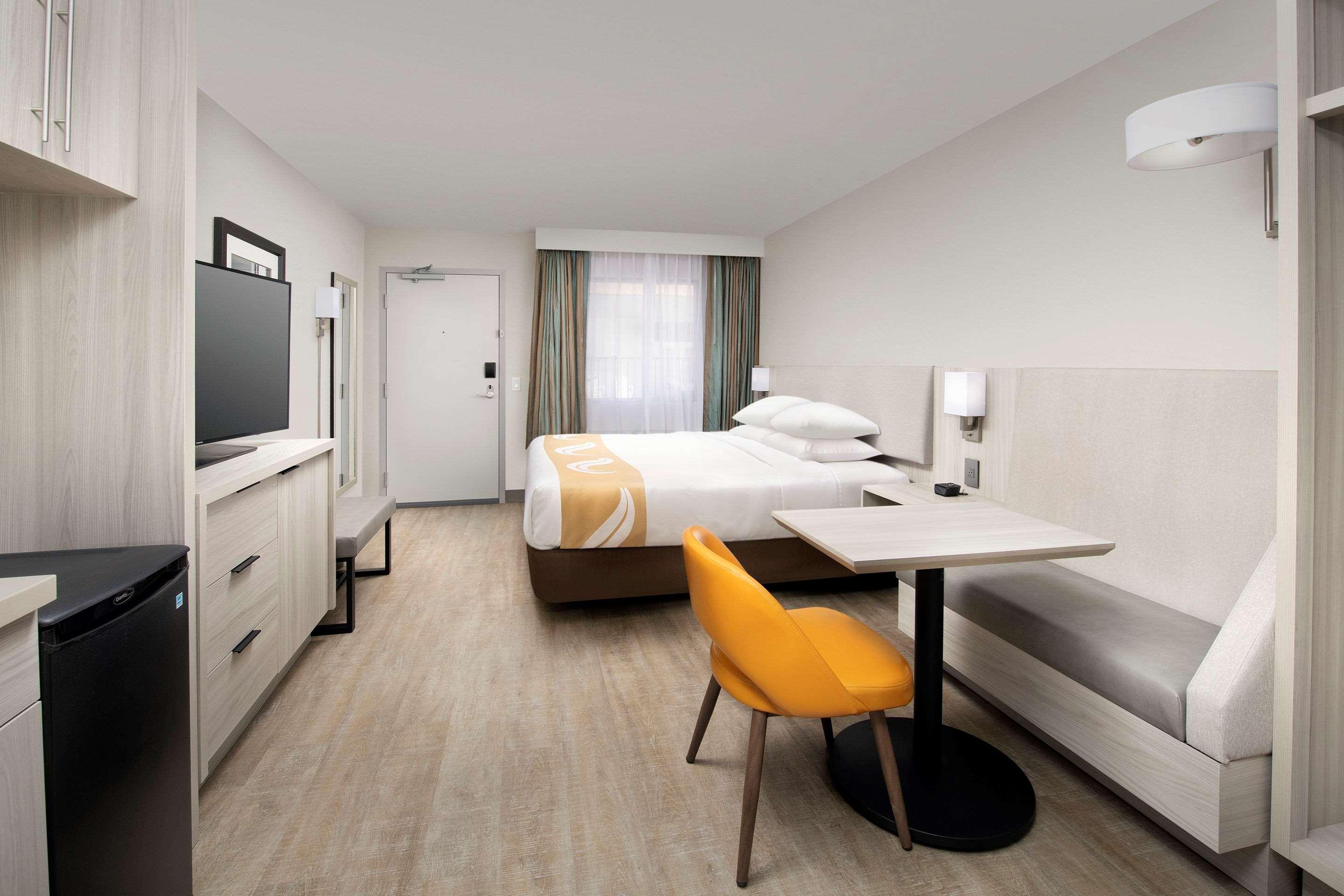 Quality Inn Atlantic Beach-Mayo Clinic Jax Area Bagian luar foto