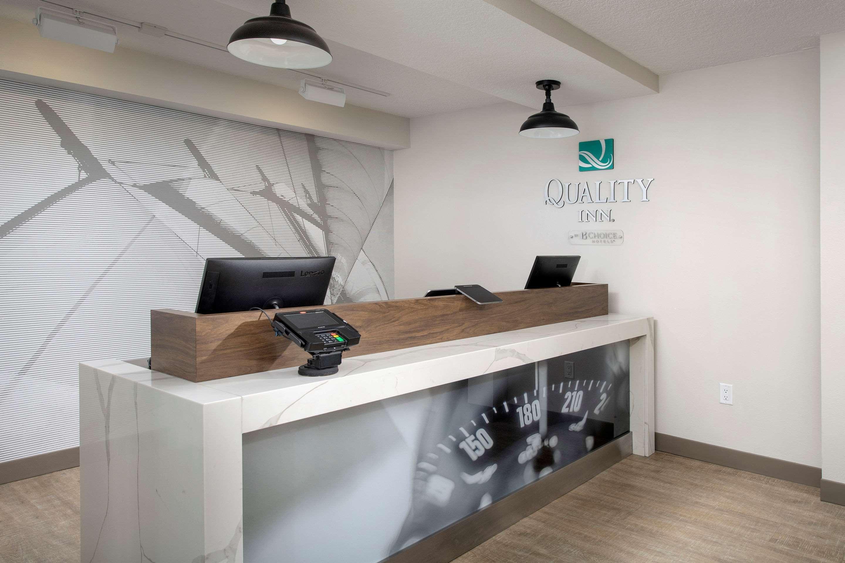 Quality Inn Atlantic Beach-Mayo Clinic Jax Area Bagian luar foto