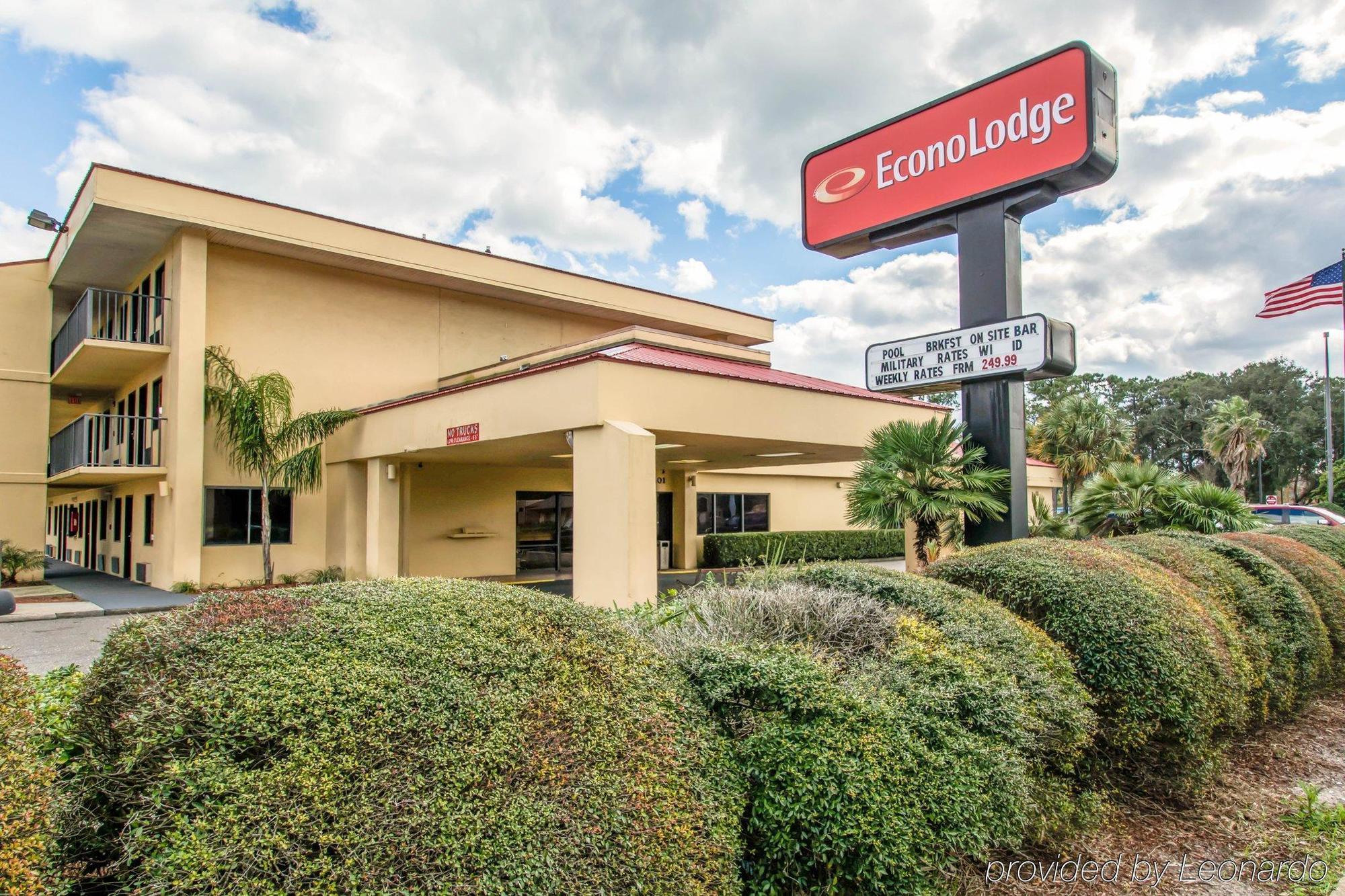 Quality Inn Atlantic Beach-Mayo Clinic Jax Area Bagian luar foto