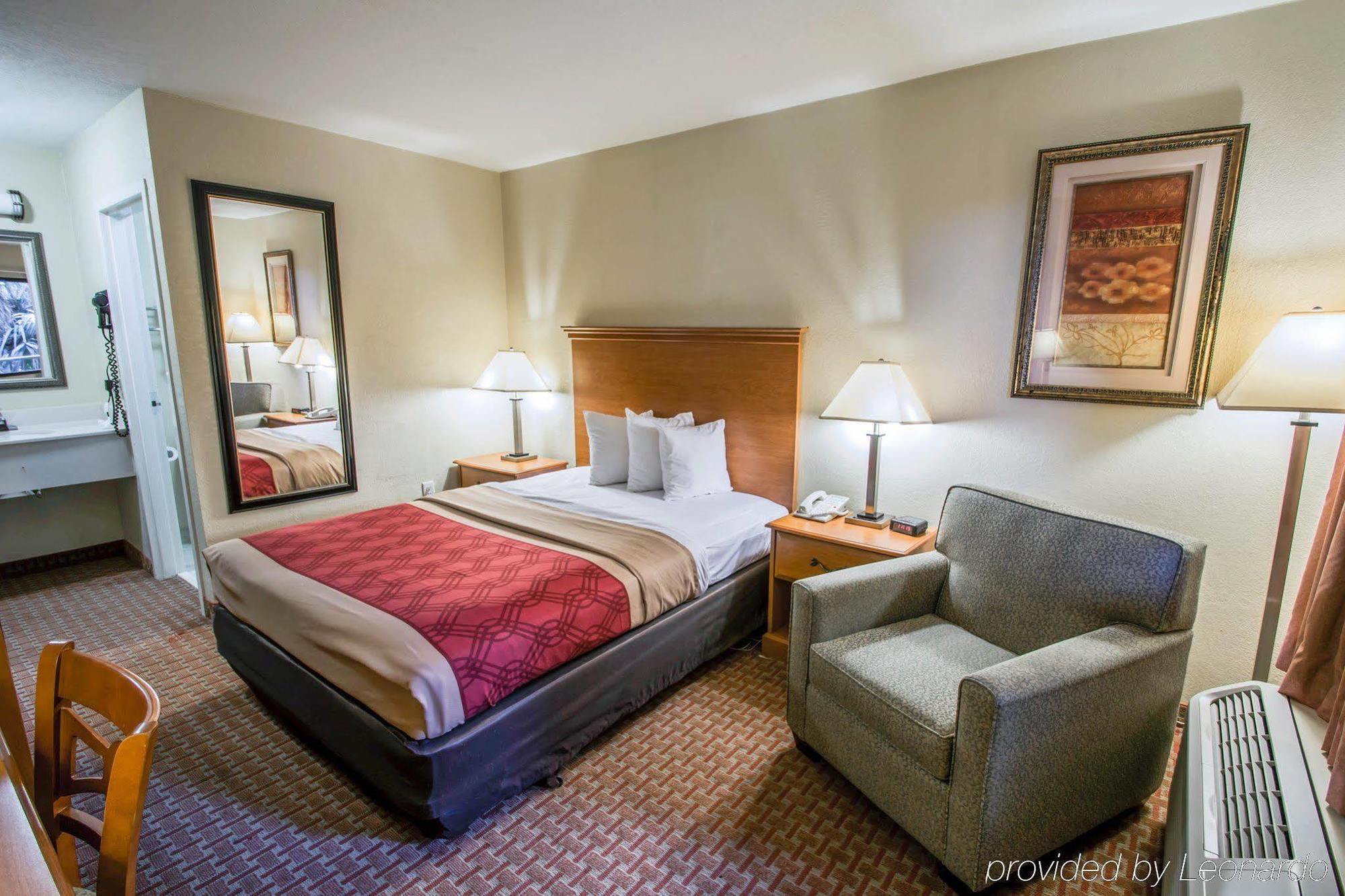 Quality Inn Atlantic Beach-Mayo Clinic Jax Area Bagian luar foto